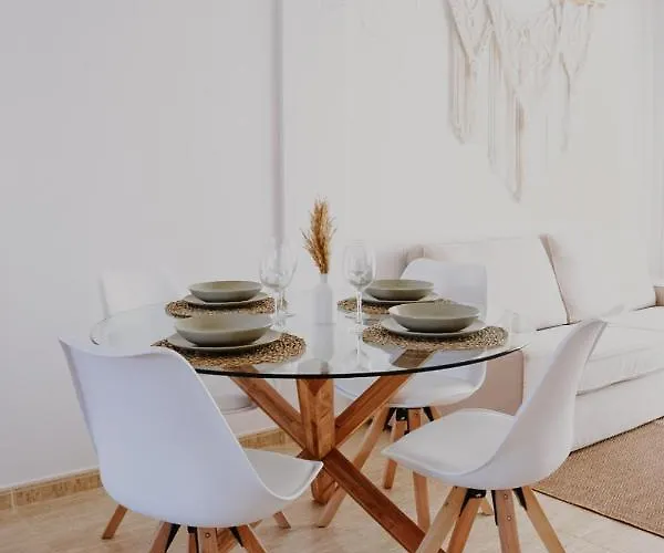 Casa Mahalo - Modern With Pool, Minutes From Spectacular Beaches *